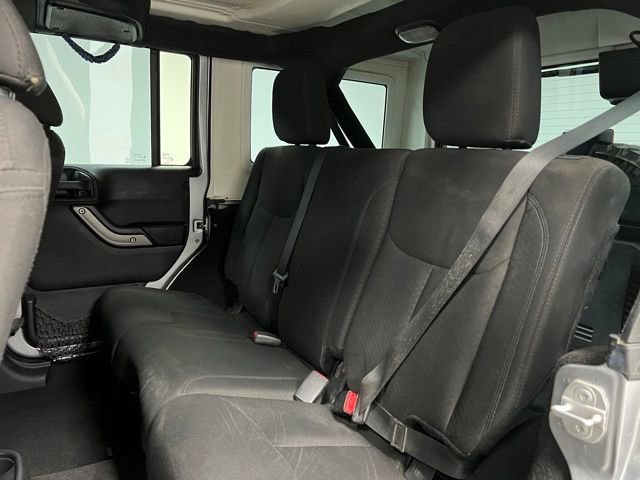 Used 2015 Jeep Wrangler Unlimited Sport w/ Quick Order Package 24S AWD/4WD image 43