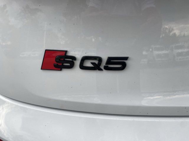 Used 2024 Audi SQ5 Premium Plus w/ Premium Plus Package image 12