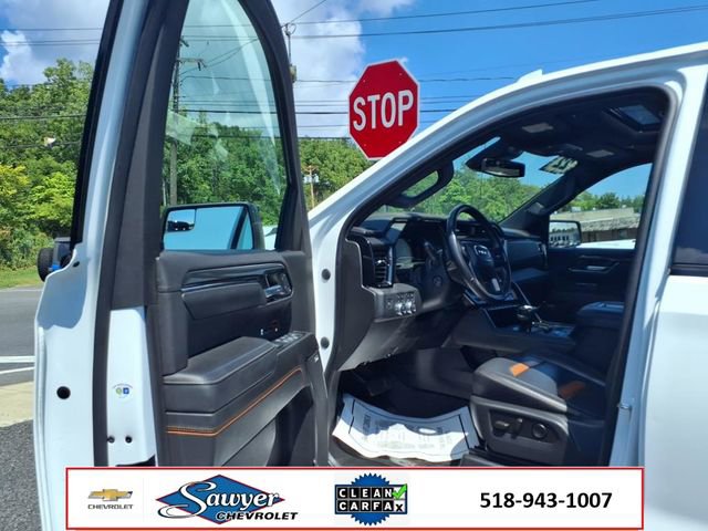 Used 2022 GMC Sierra 1500 AT4 w/ AT4 Preferred Package AWD/4WD image 10