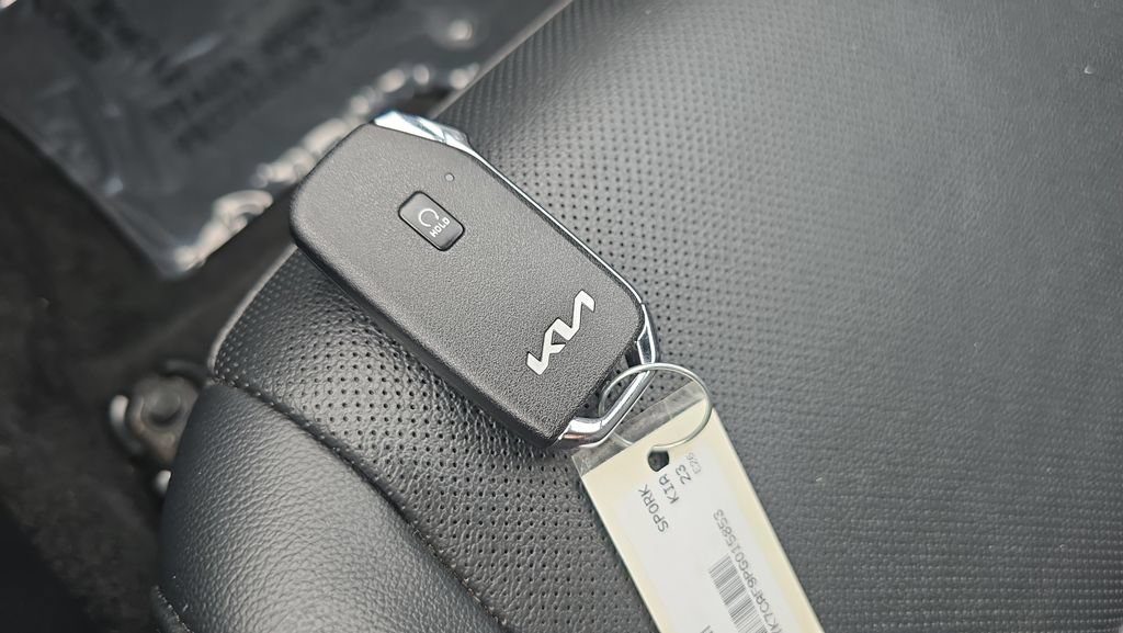 Used 2023 Kia Sportage X-Pro AWD/4WD image 30
