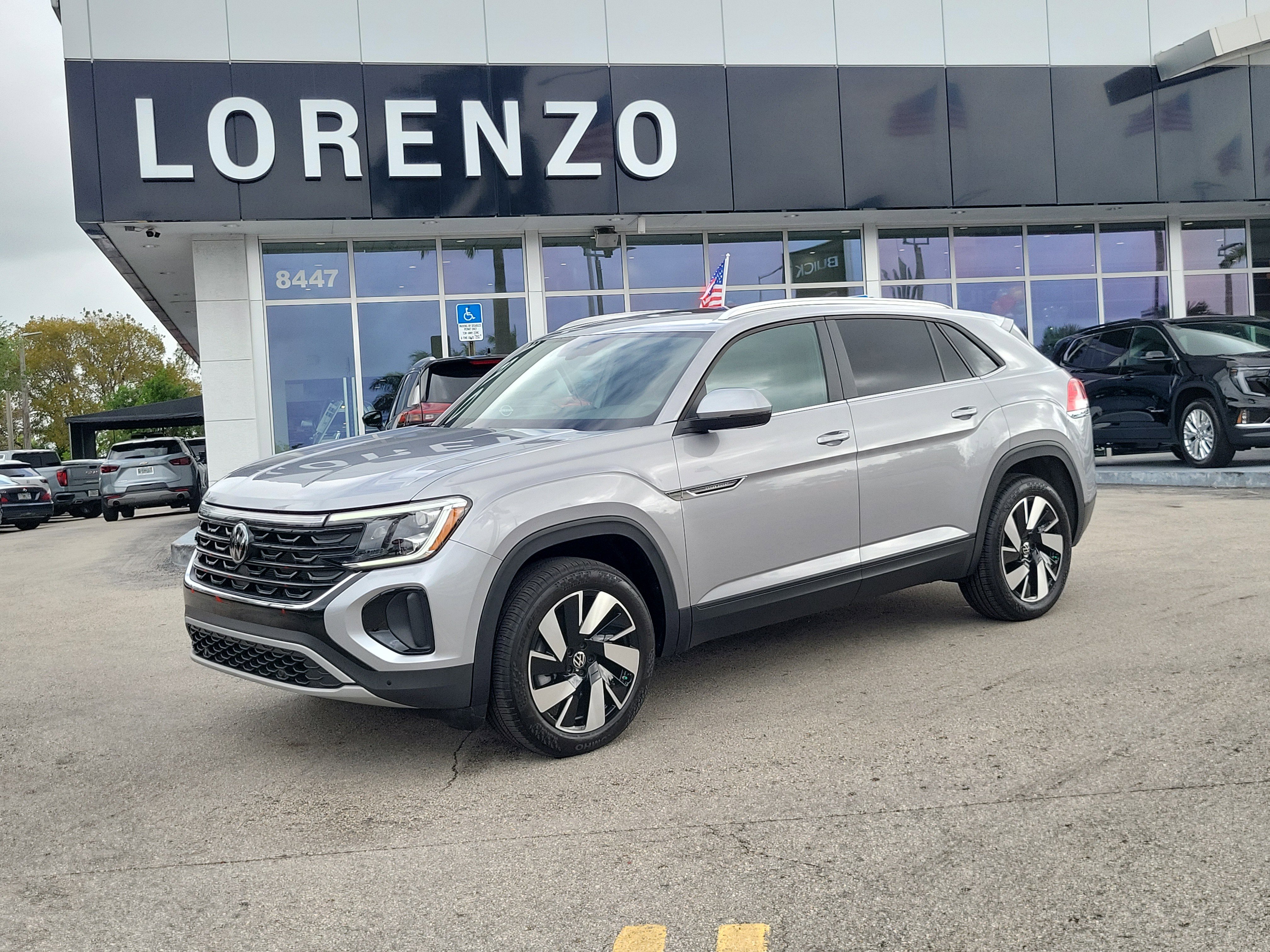 Used 2024 Volkswagen Atlas Cross Sport SE