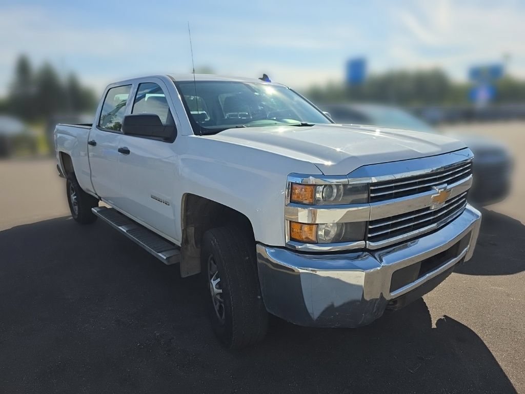 Used 2018 Chevrolet Silverado 2500 W/T AWD/4WD image 3