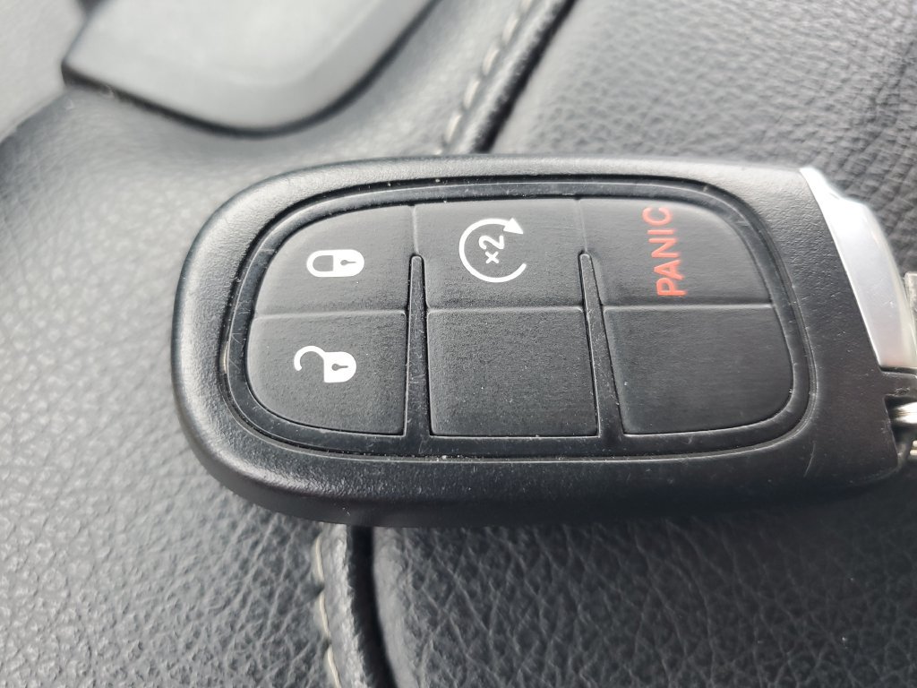 Used 2018 RAM 2500 Laramie w/ Sport Appearance Group AWD/4WD image 28