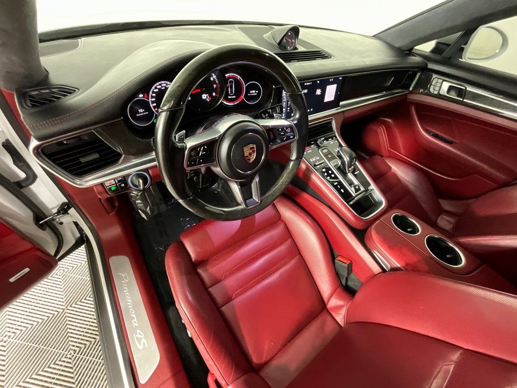 Used 2017 Porsche Panamera 4S image 15