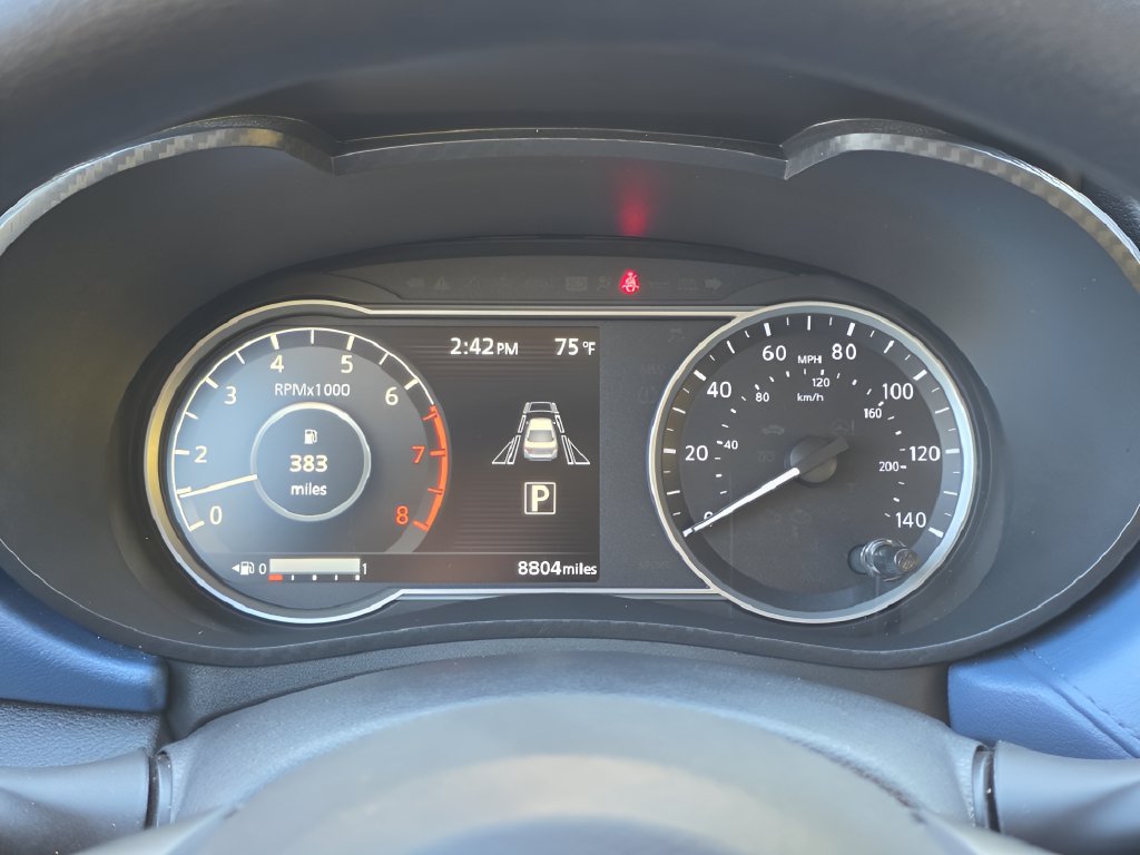 Used 2025 Nissan Versa SV w/ Trunk Package FWD image 18