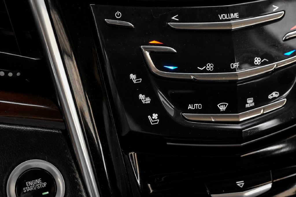 Used 2019 Cadillac Escalade ESV Premium Luxury RWD image 21