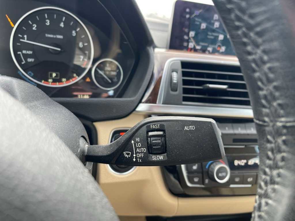 Used 2020 BMW 430i xDrive Convertible w/ Convenience Package image 28