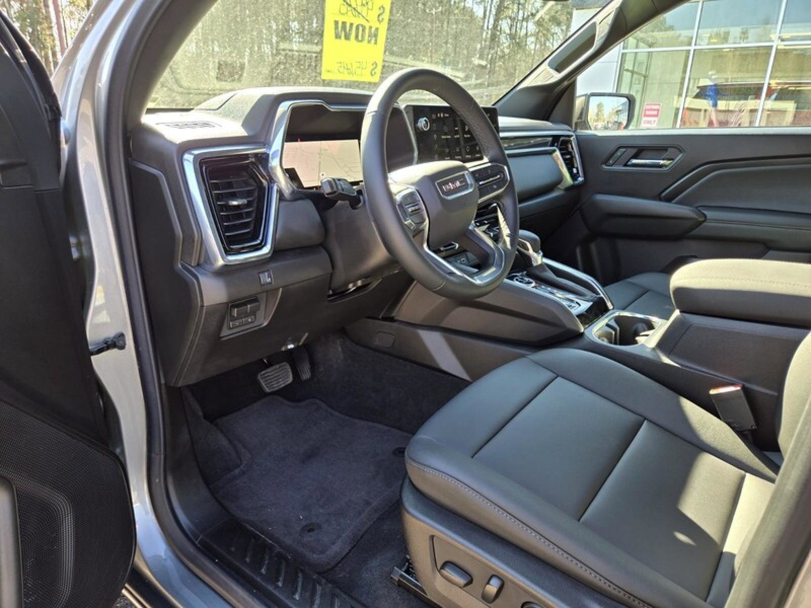 New 2026 GMC Canyon Elevation w/ Convenience Package image 16