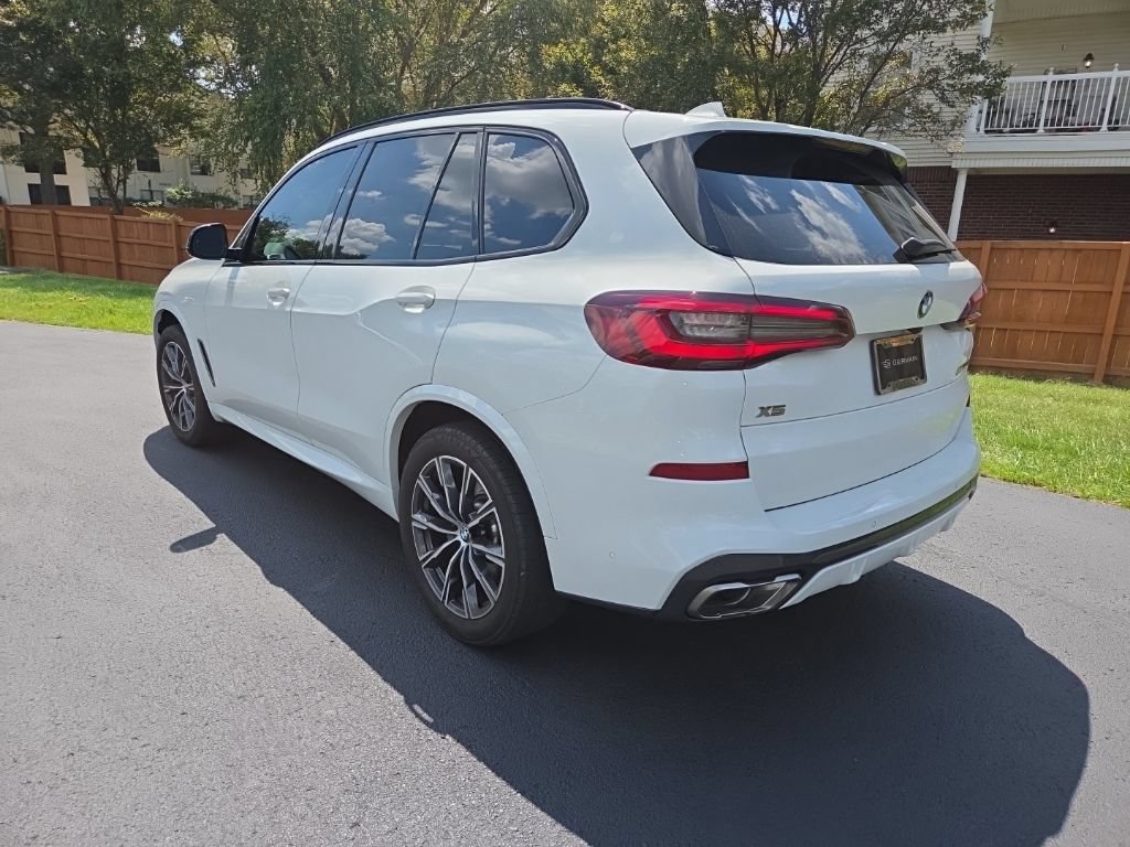 Used 2023 BMW X5 M50i w/ Executive Package AWD/4WD image 3