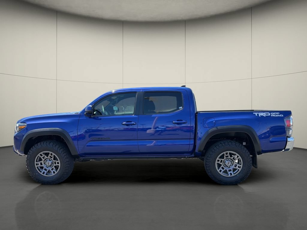 Used 2022 Toyota Tacoma TRD Off-Road RWD image 4