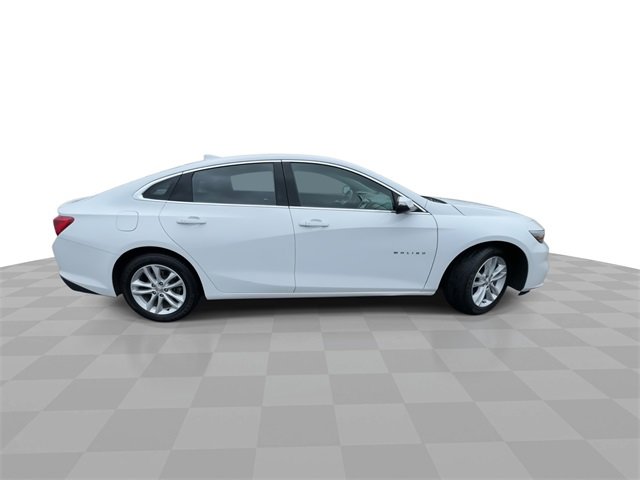 Certified 2017 Chevrolet Malibu LT w/ Leather Package image 9