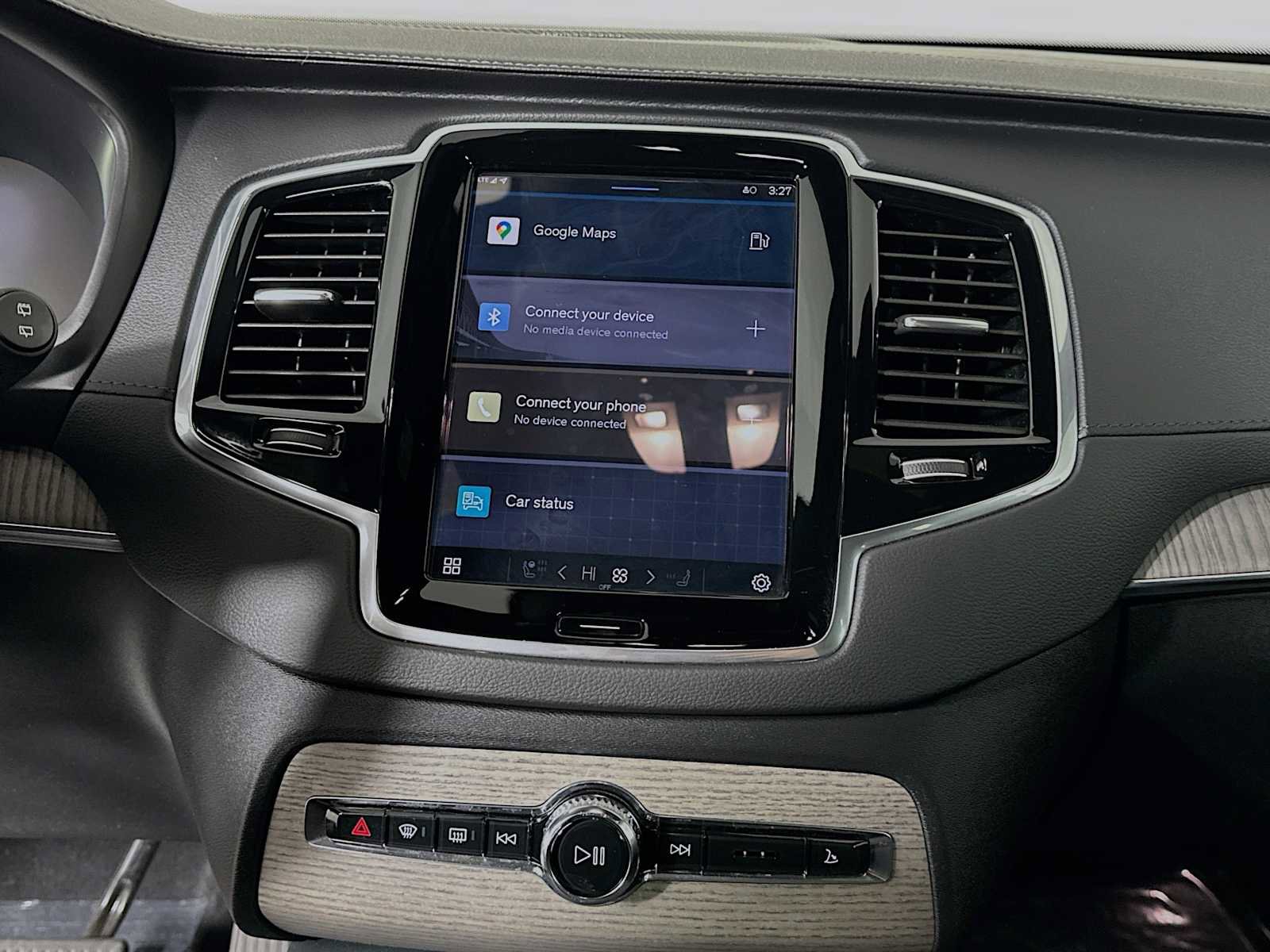 Certified 2023 Volvo XC90 B6 Ultimate image 13