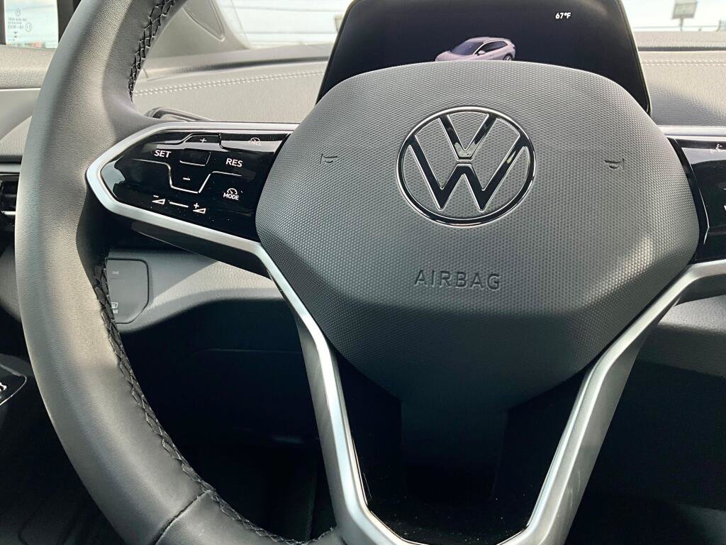 New 2026 Volkswagen ID.4 Pro AWD/4WD image 21