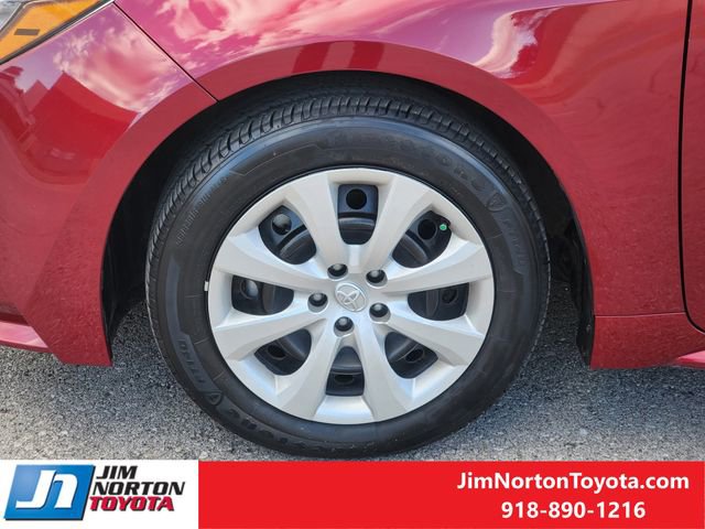 Used 2024 Toyota Corolla LE image 13