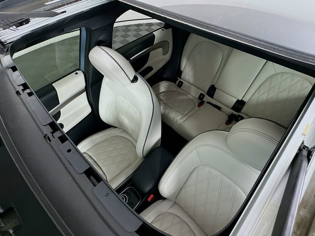 Used 2023 MINI Cooper Countryman SE w/ Storage Package image 22