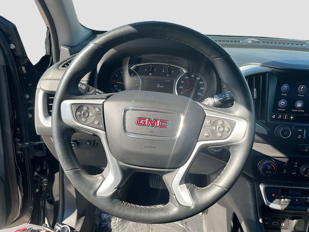 Used 2023 GMC Terrain SLT image 11