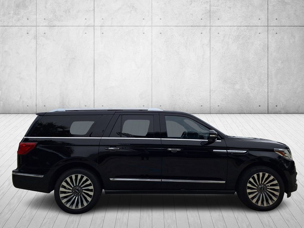 Used 2018 Lincoln Navigator L Reserve w/ Technology Package image 6