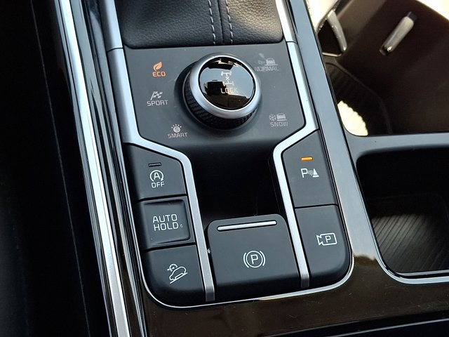 Used 2024 Kia Sorento SX AWD/4WD image 31