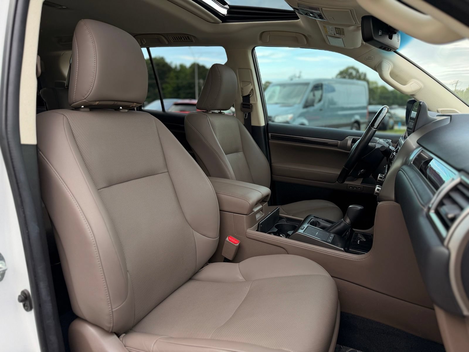 Used 2022 Lexus GX 460 Premium AWD/4WD image 33