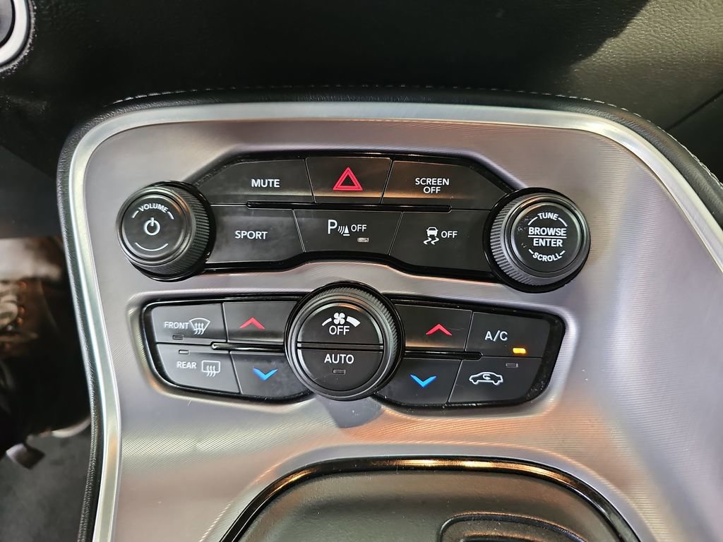 Used 2022 Dodge Challenger R/T image 24