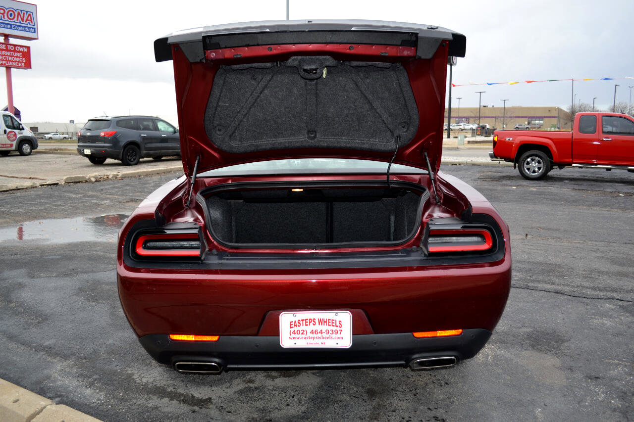 Used 2021 Dodge Challenger GT w/ Plus Package image 7