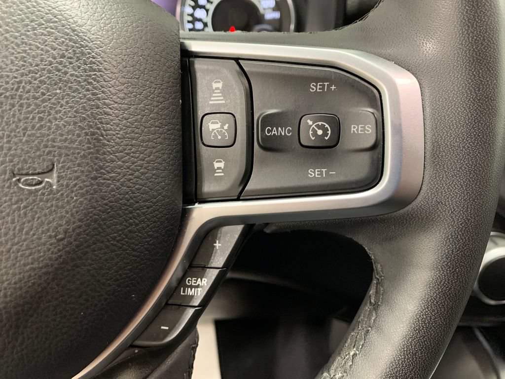 Used 2025 RAM 1500 Big Horn AWD/4WD image 23