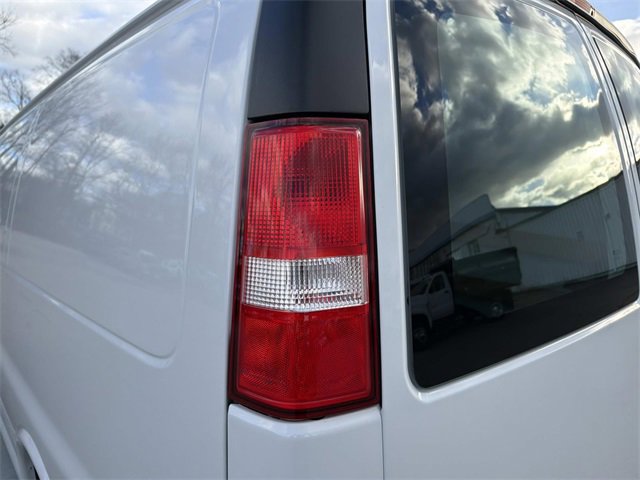 Used 2024 Chevrolet Express 2500 w/ Driver Convenience Package image 11