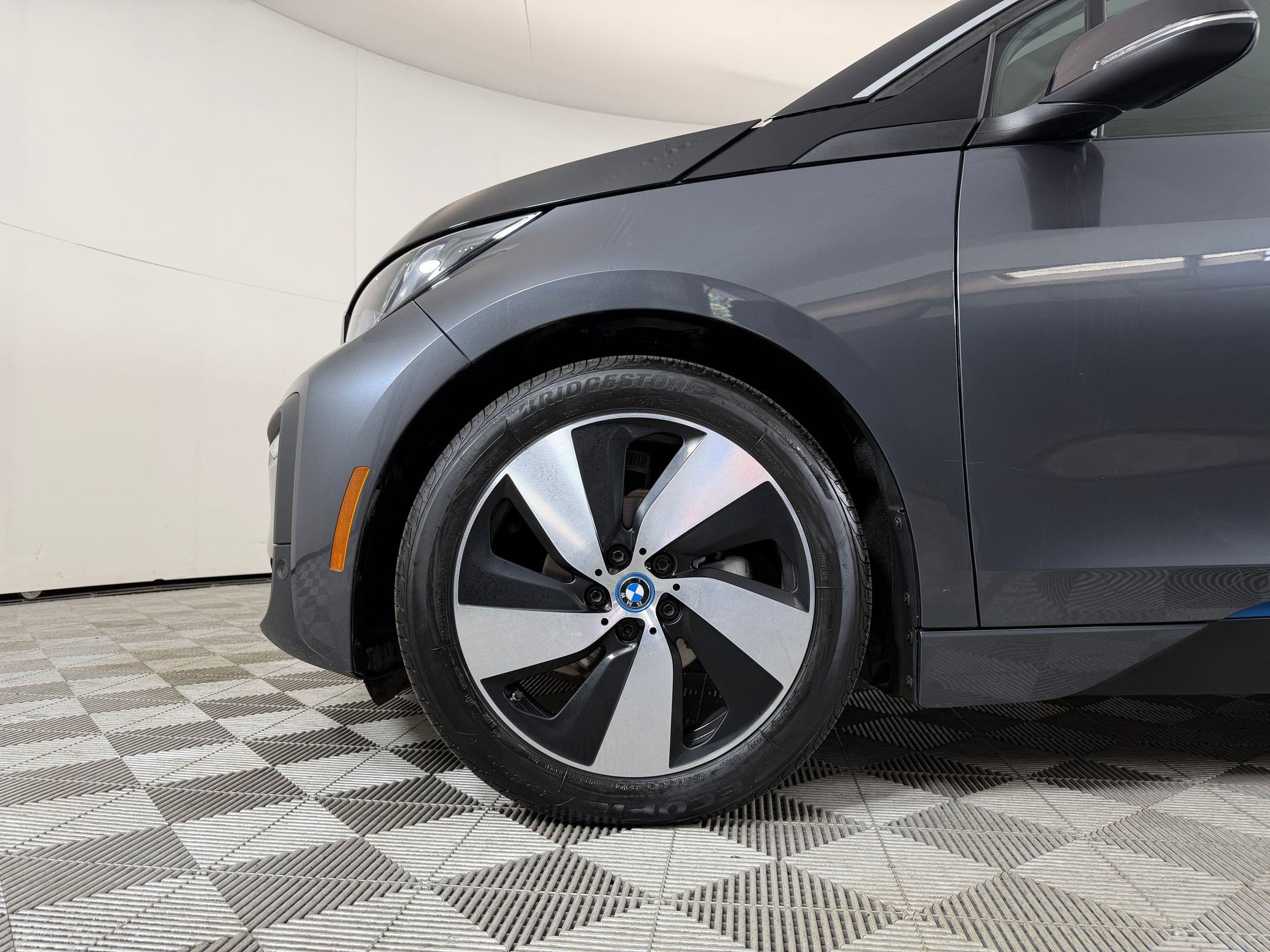 Used 2020 BMW i3 RWD image 12