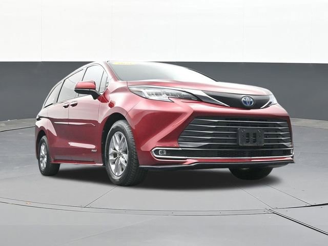 Used 2021 Toyota Sienna XLE image 53