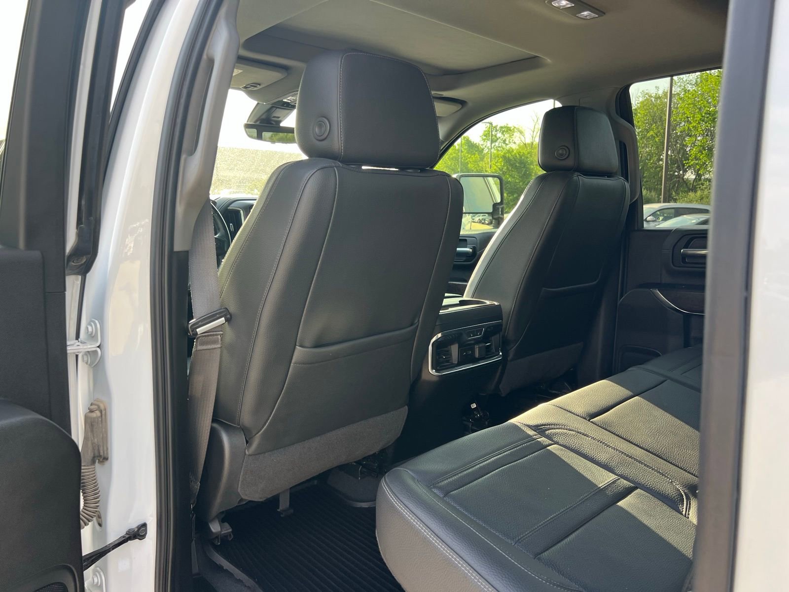 Used 2020 GMC Sierra 2500 Denali w/ Denali Ultimate Package image 16