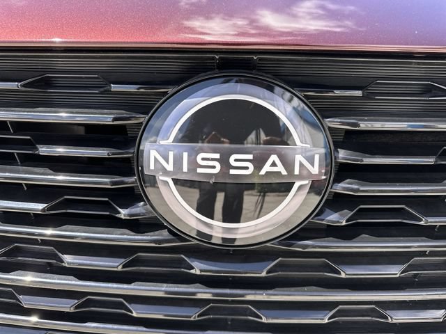 Used 2025 Nissan Sentra SV FWD image 10