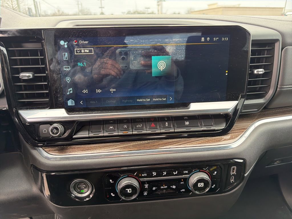 Used 2023 Chevrolet Silverado 1500 LT image 21