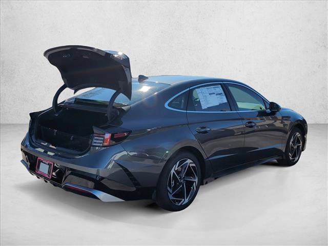New 2026 Hyundai Sonata SEL image 2