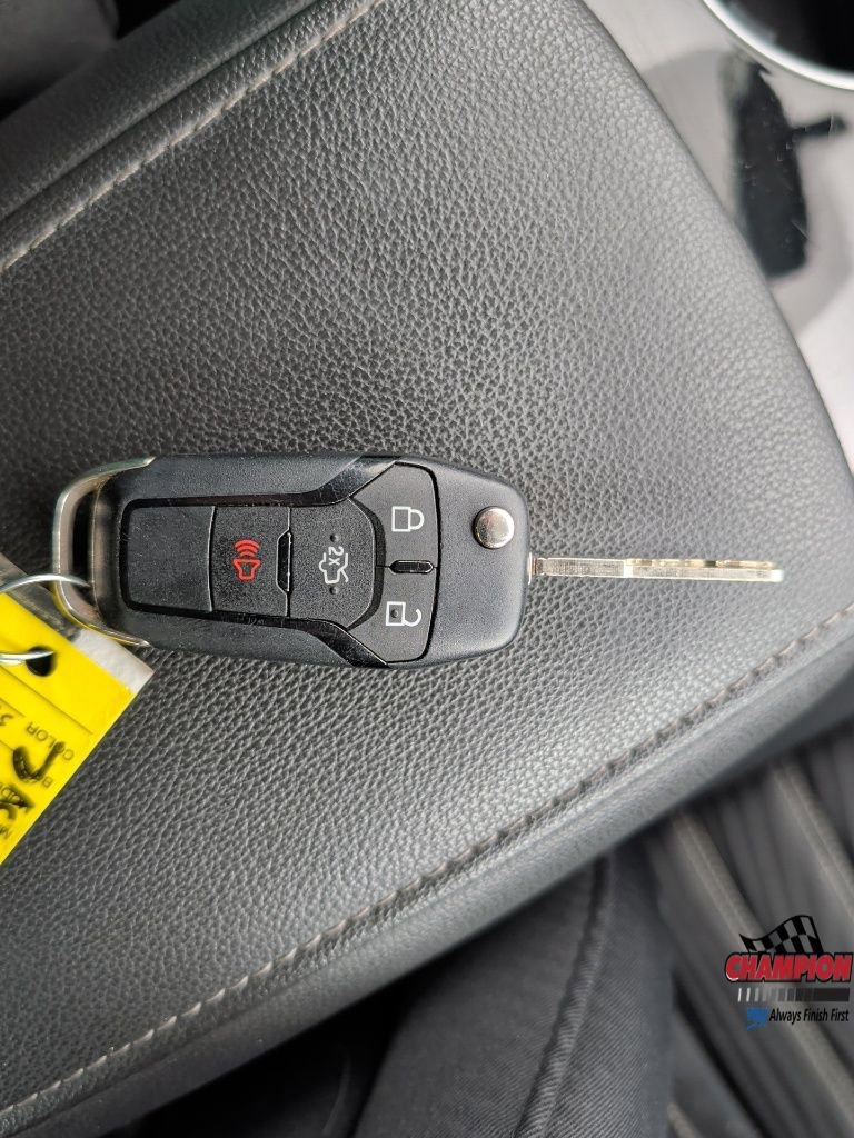 Used 2016 Ford Fusion SE image 27