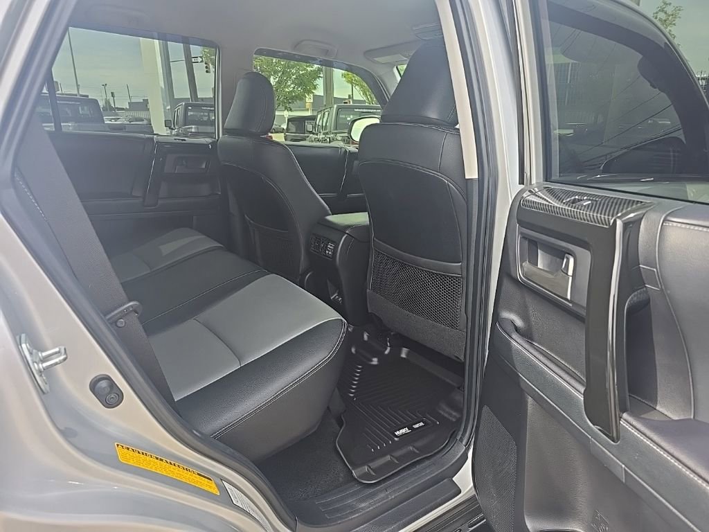 Used 2021 Toyota 4Runner SR5 Premium AWD/4WD image 18