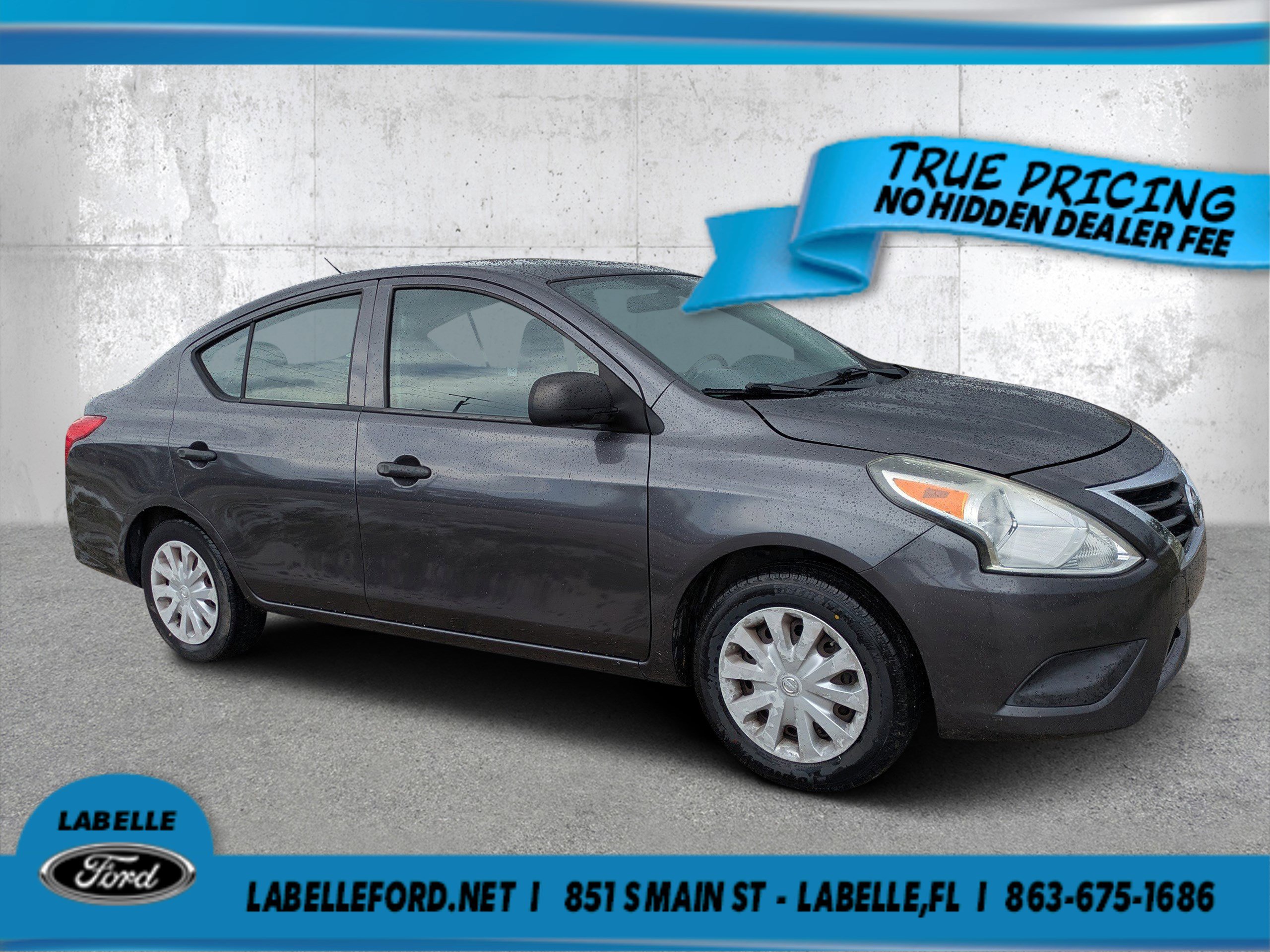 Used 2015 Nissan Versa S FWD image 1