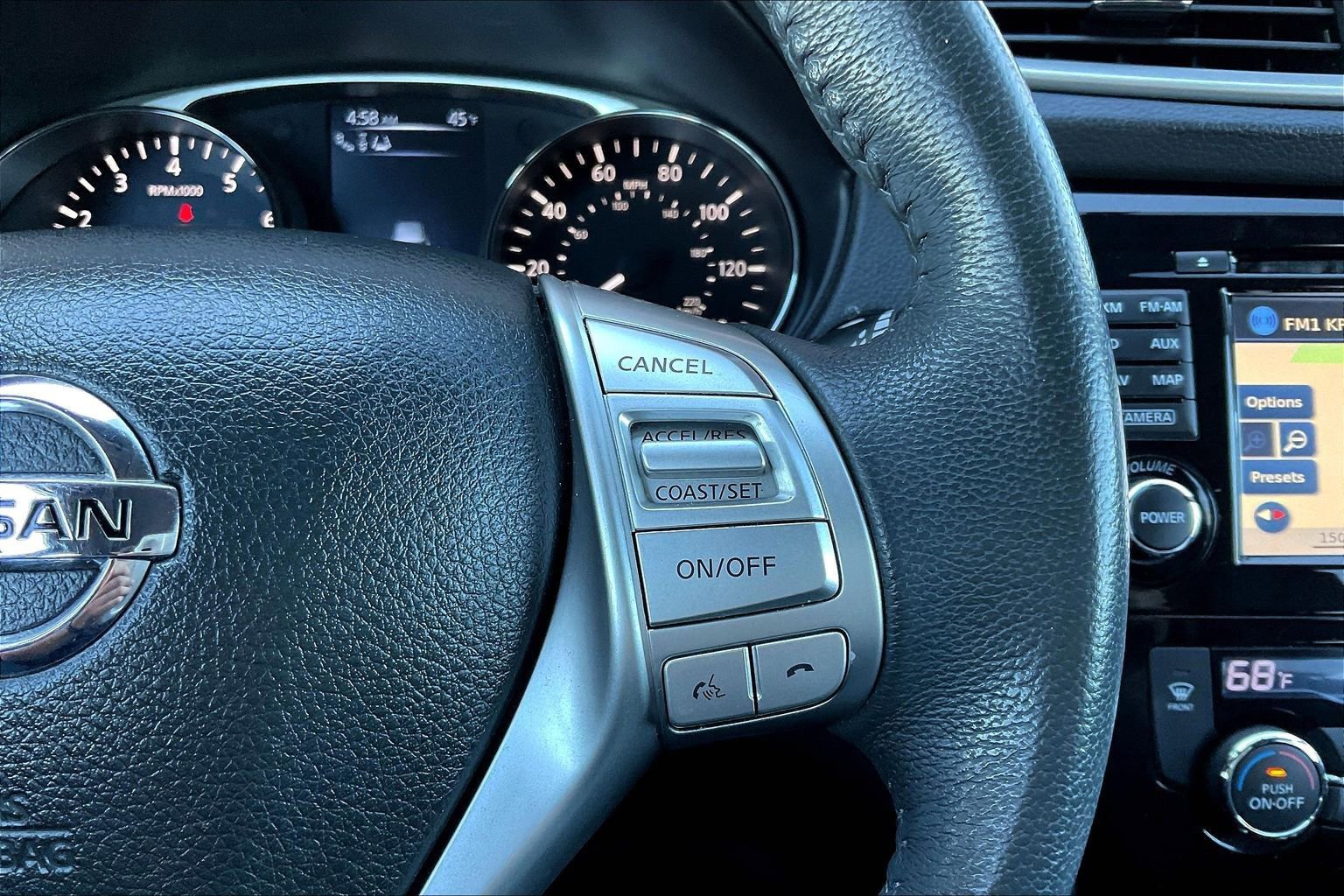 Used 2014 Nissan Rogue SL w/ SL Premium Package image 11