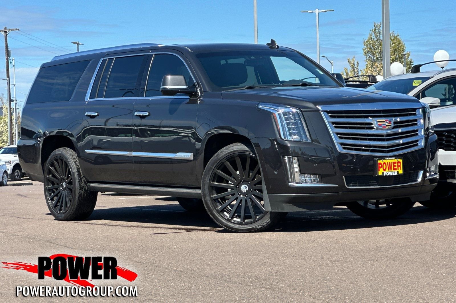 Used 2019 Cadillac Escalade ESV Platinum image 1