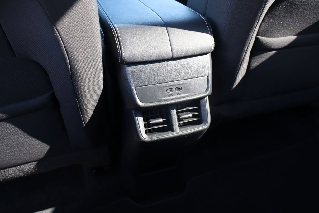 Used 2025 GMC Terrain Elevation image 34