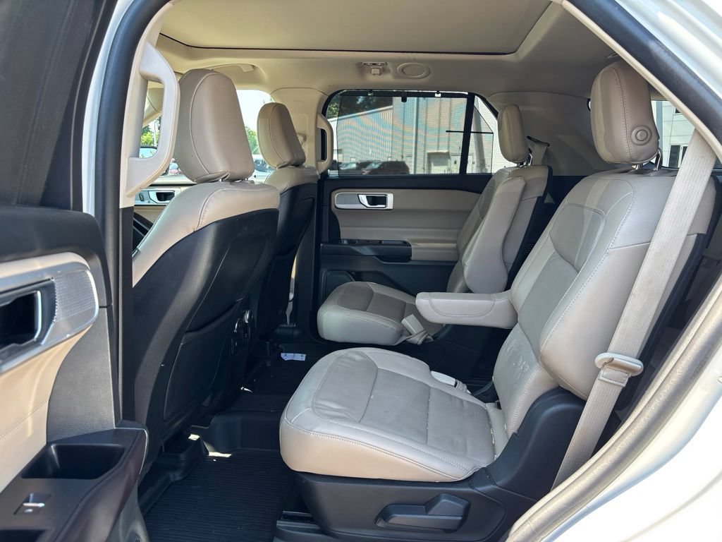 Used 2020 Ford Explorer Limited w/ Class III Trailer Tow Package AWD/4WD image 7