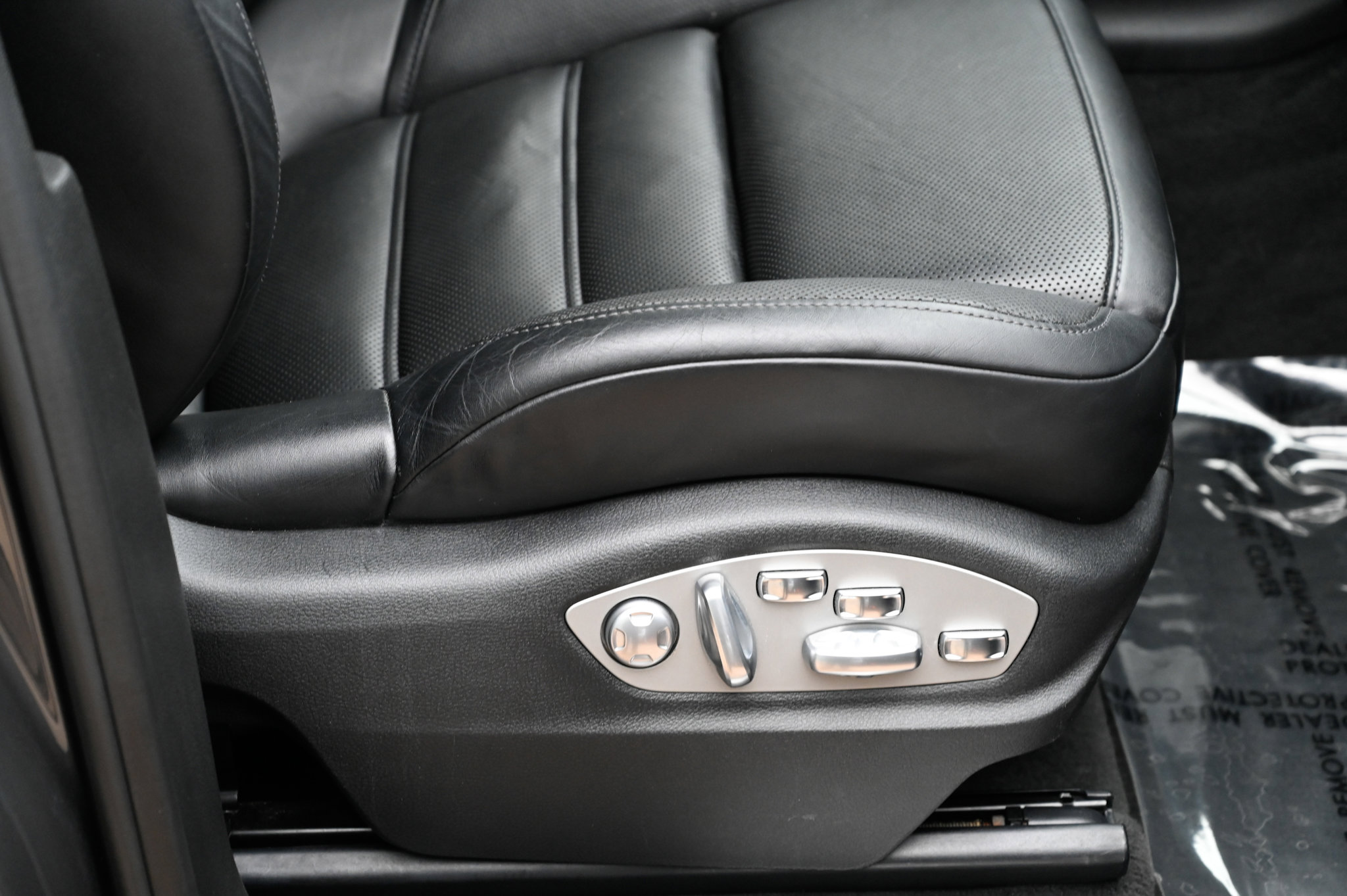 Used 2018 Porsche Macan Turbo image 57