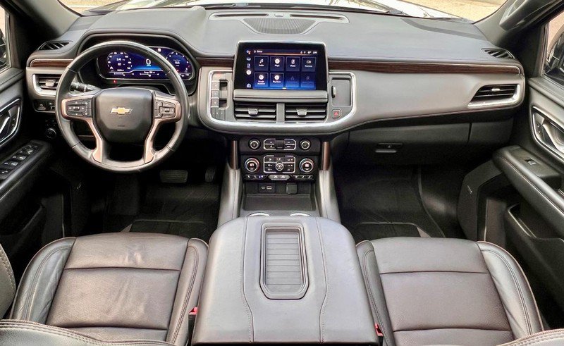 Used 2022 Chevrolet Tahoe High Country w/ Premium Package 2 AWD/4WD image 15