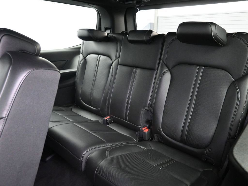 New 2024 Jeep Wagoneer 4WD image 26