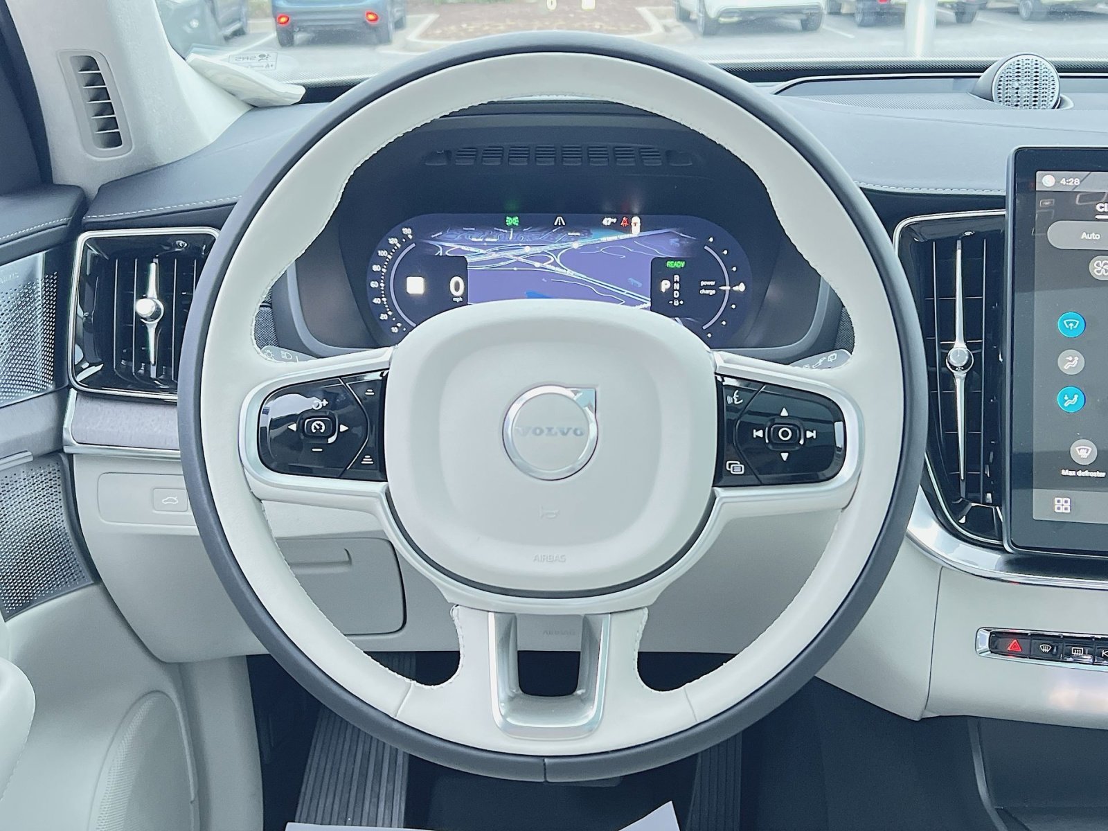 New 2026 Volvo XC90 T8 Ultra w/ Lounge Package image 16