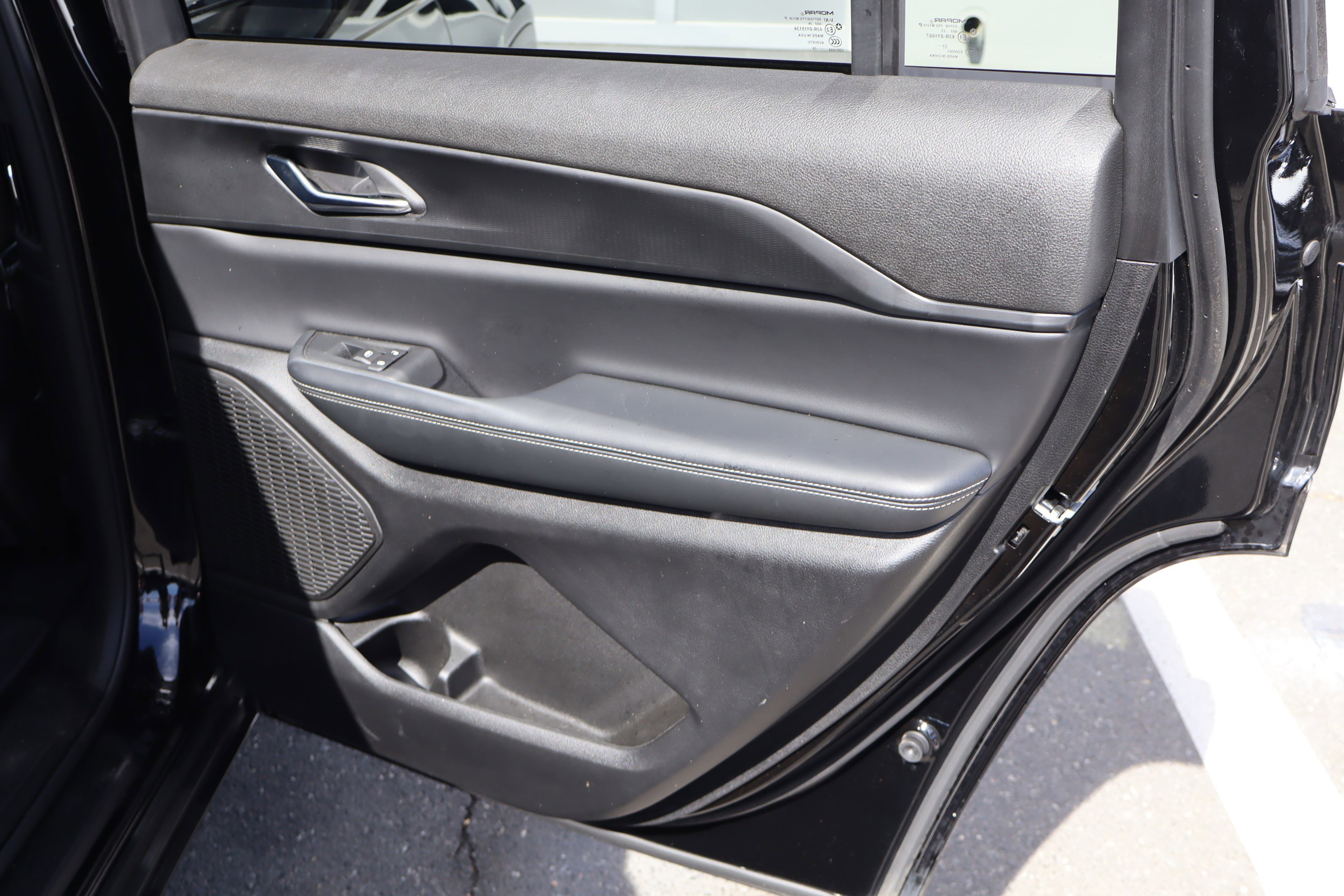 Used 2024 Jeep Grand Cherokee L Altitude image 36