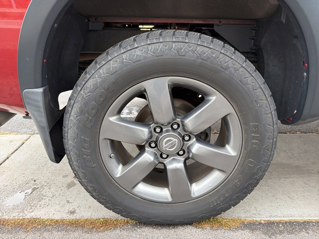 Used 2015 Nissan Titan SV w/ SV Value Truck Package image 40