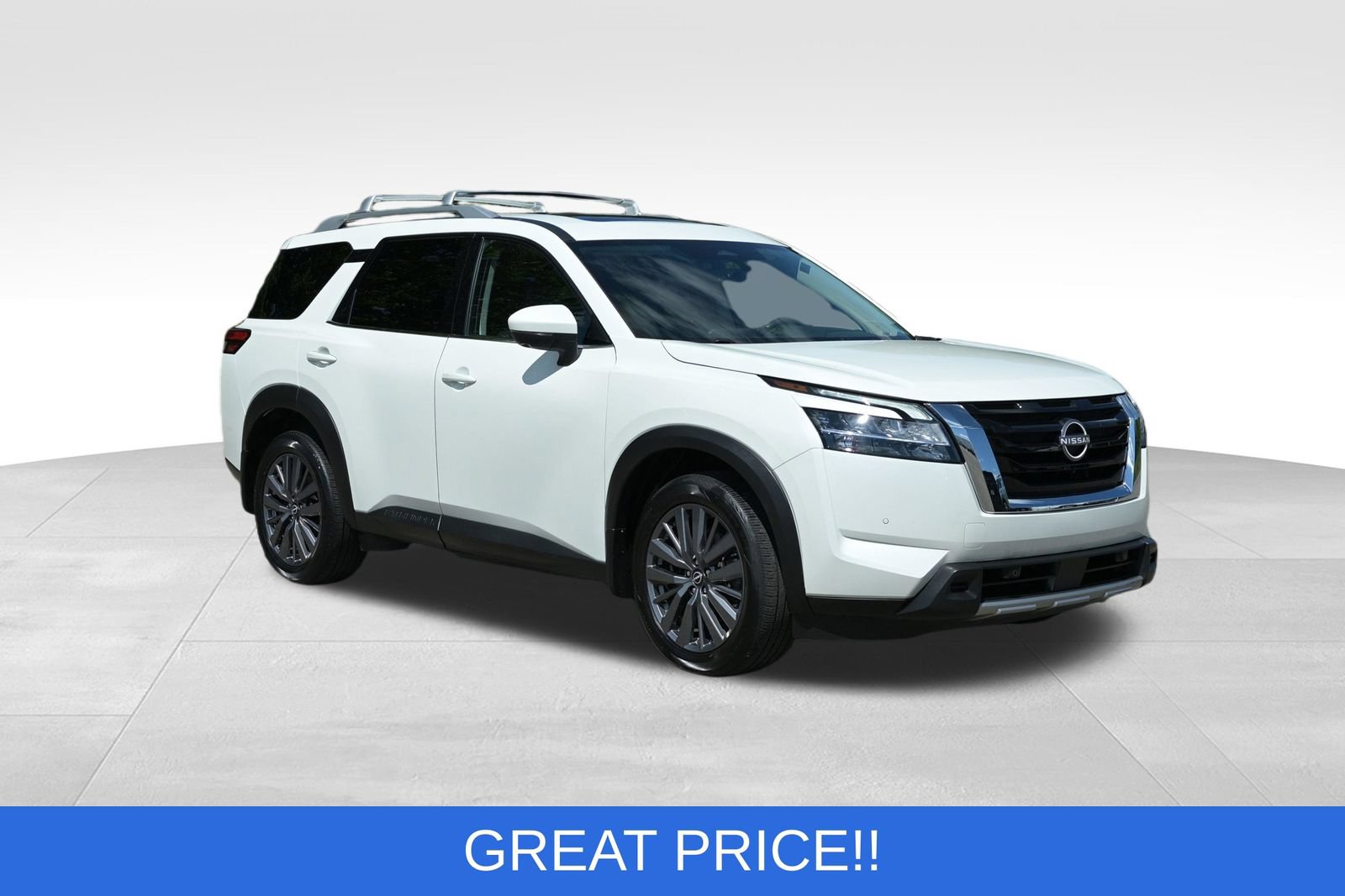 Used 2023 Nissan Pathfinder SL w/ SL Premium Package AWD/4WD image 15