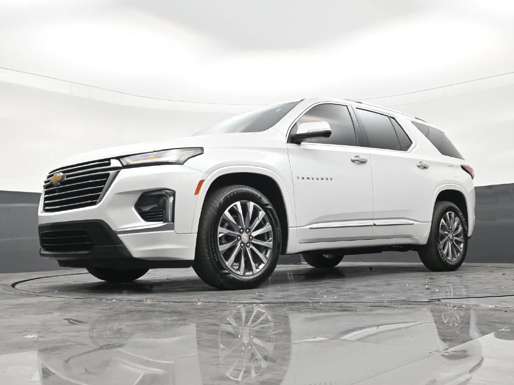 Used 2022 Chevrolet Traverse Premier FWD image 20