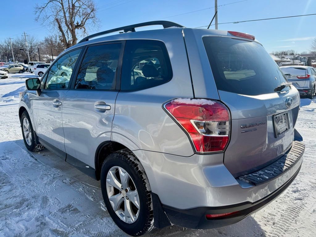 Used 2015 Subaru Forester 2.5i Premium w/ All-Weather Package image 4