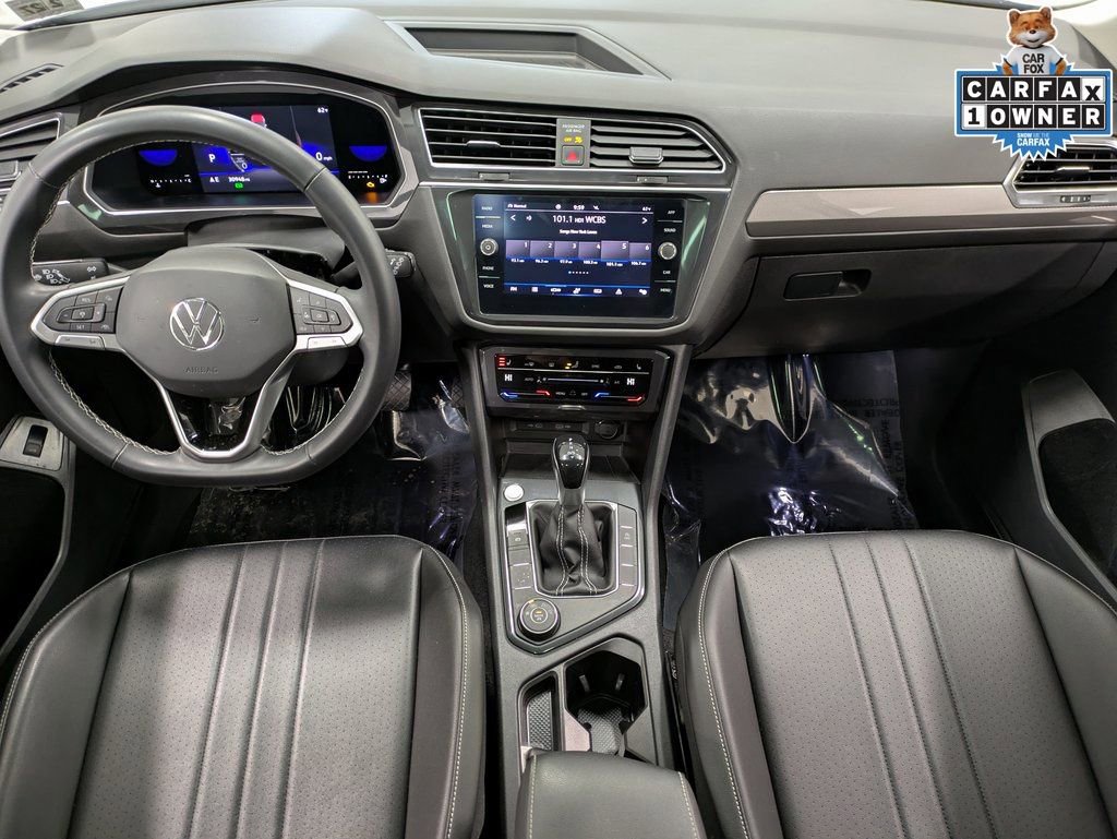 Used 2022 Volkswagen Tiguan SE w/ Panoramic Sunroof Package image 25